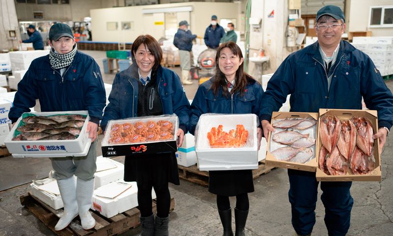 旭川魚菜卸売市場の前掛