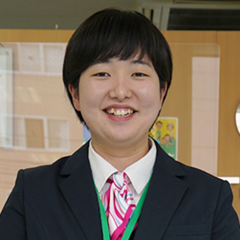 Employee 中居さん